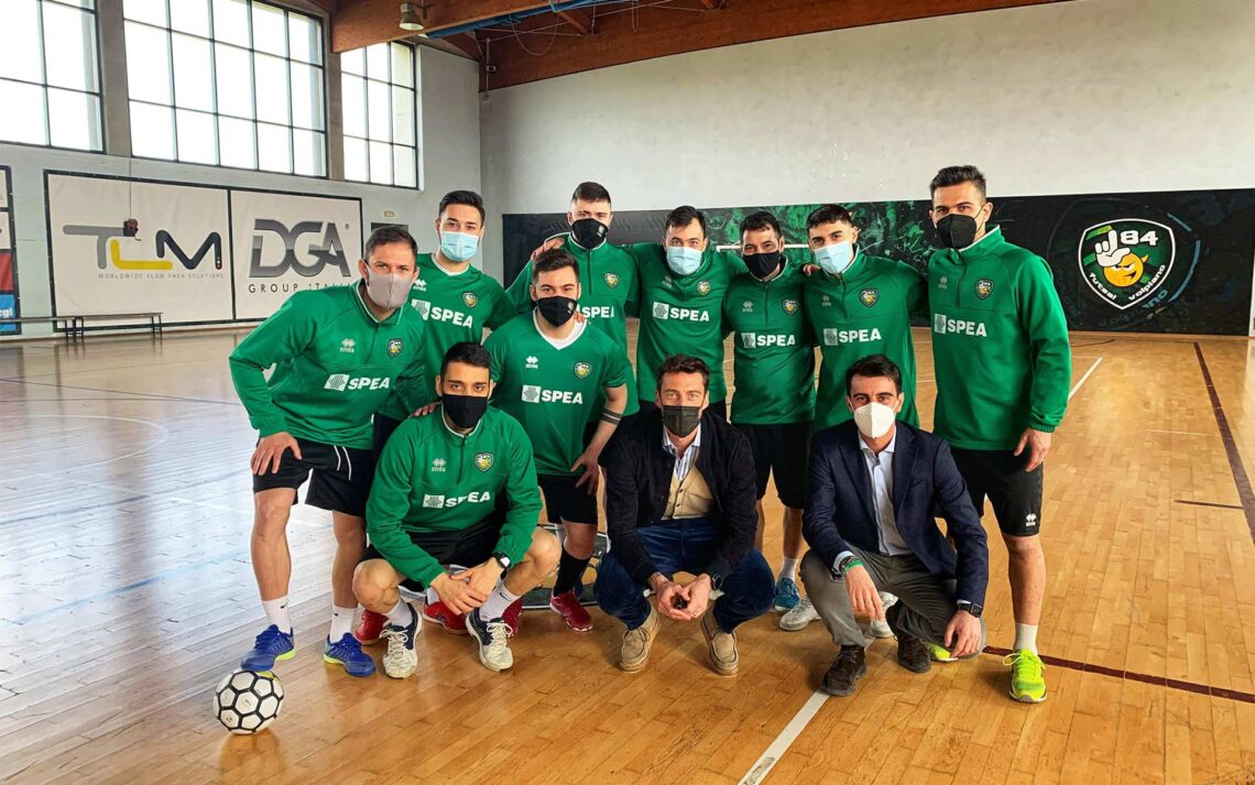 Claudio Marchisio e i giocatori della L84